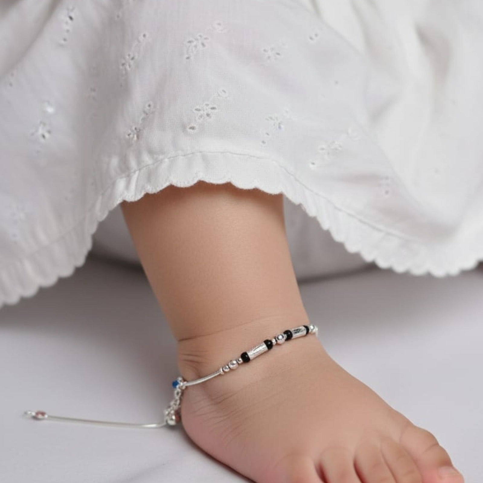 Black Bead Silver Payal