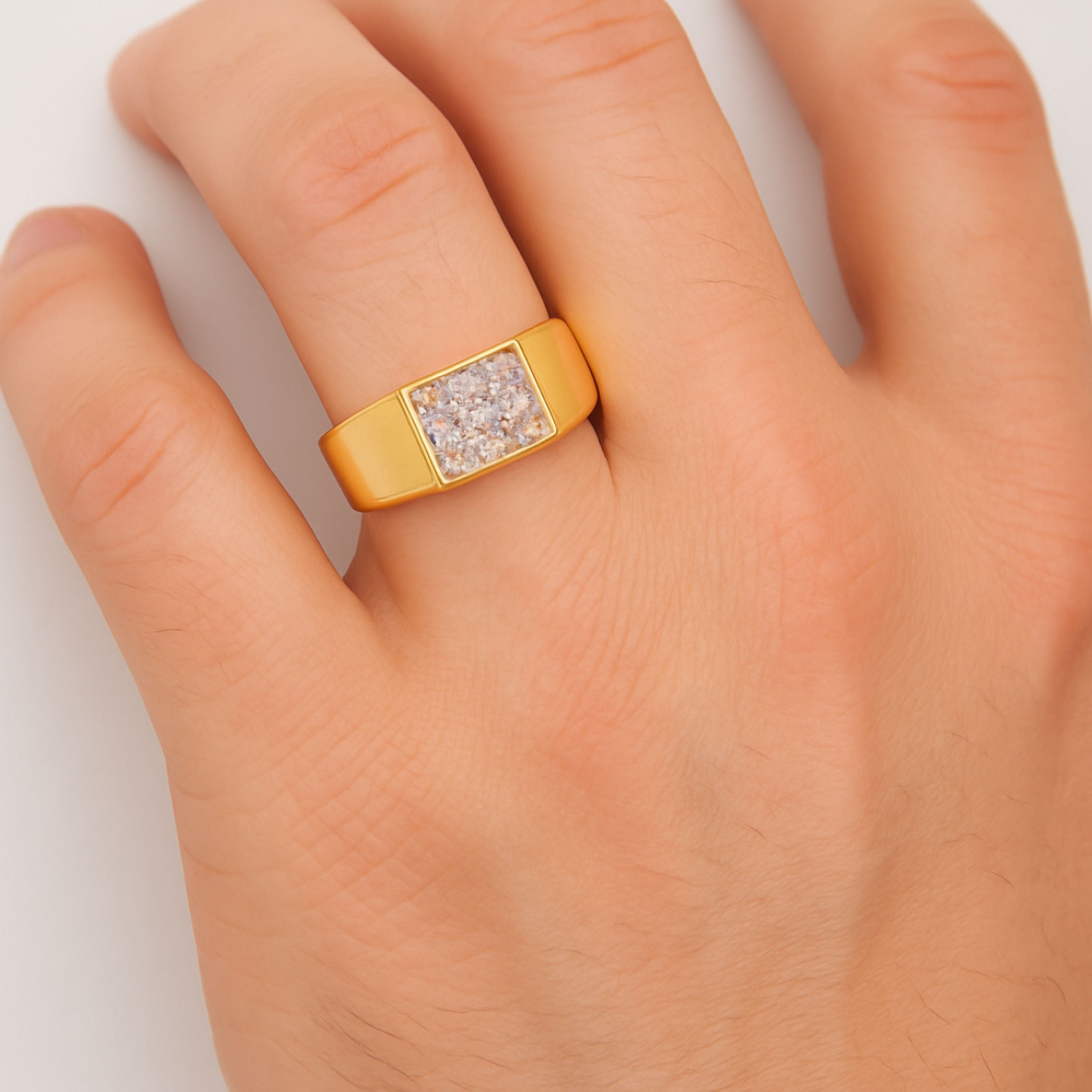 Royal Square Cluster Ring