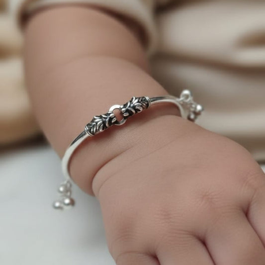 Oxidised Floral Silver Baby Kada