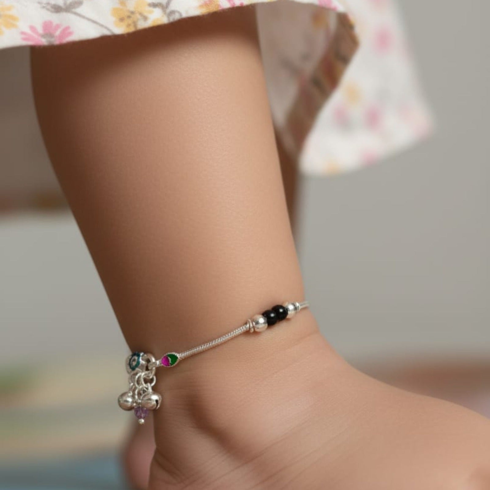 Silver Elegance Black Bead Payal