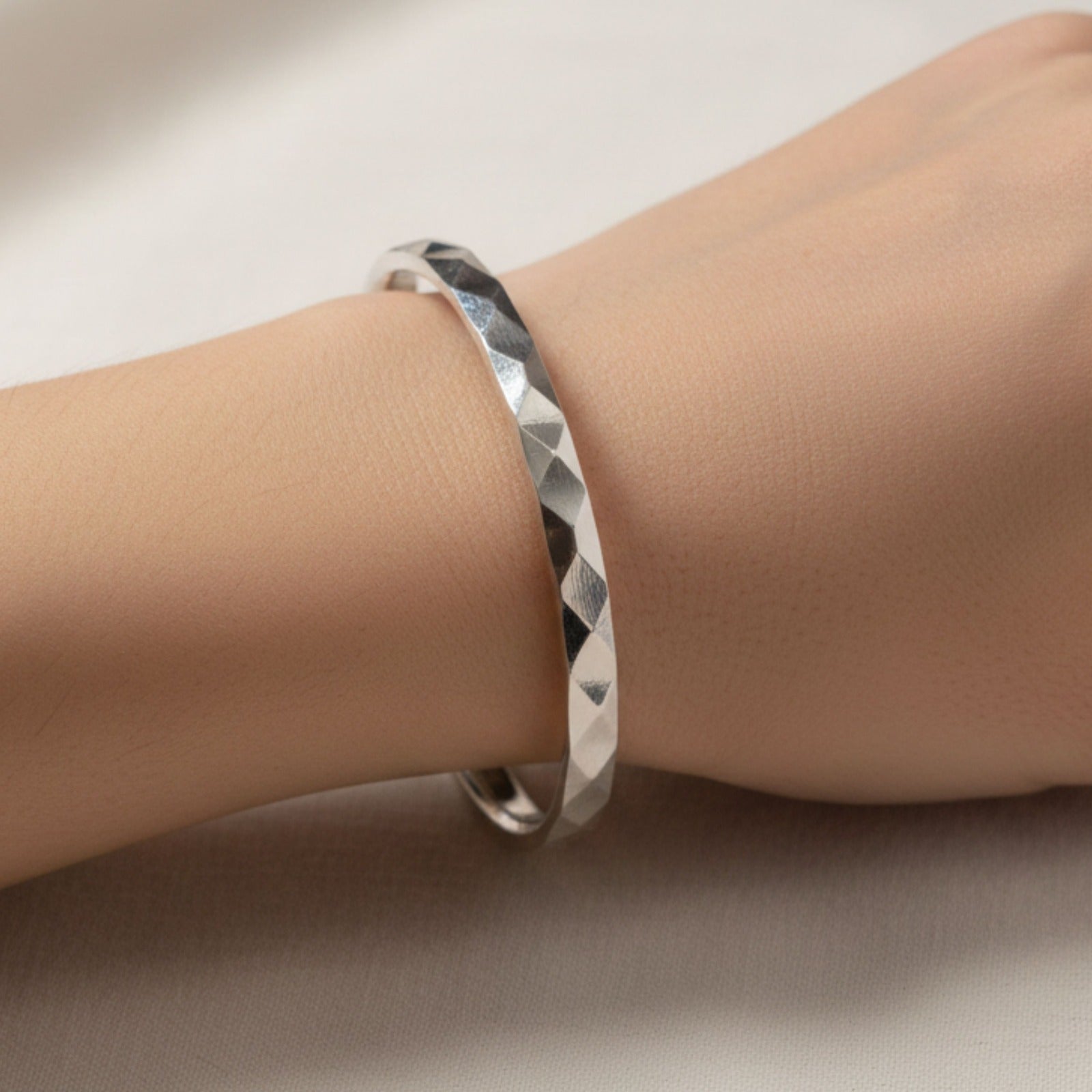 Prism Cut Glossy Bracelet