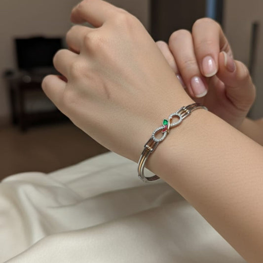 Silver Infinity Leaf Bracelet