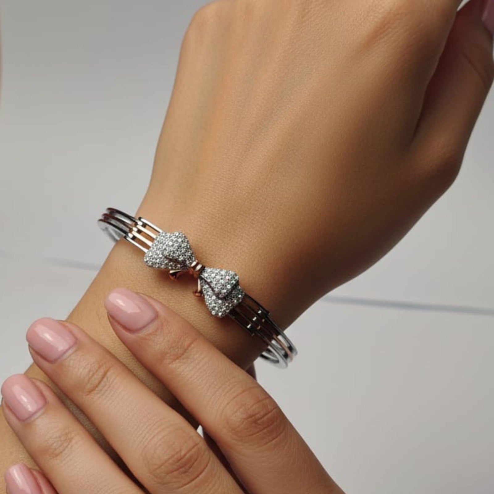 Silver Bow Bracelet