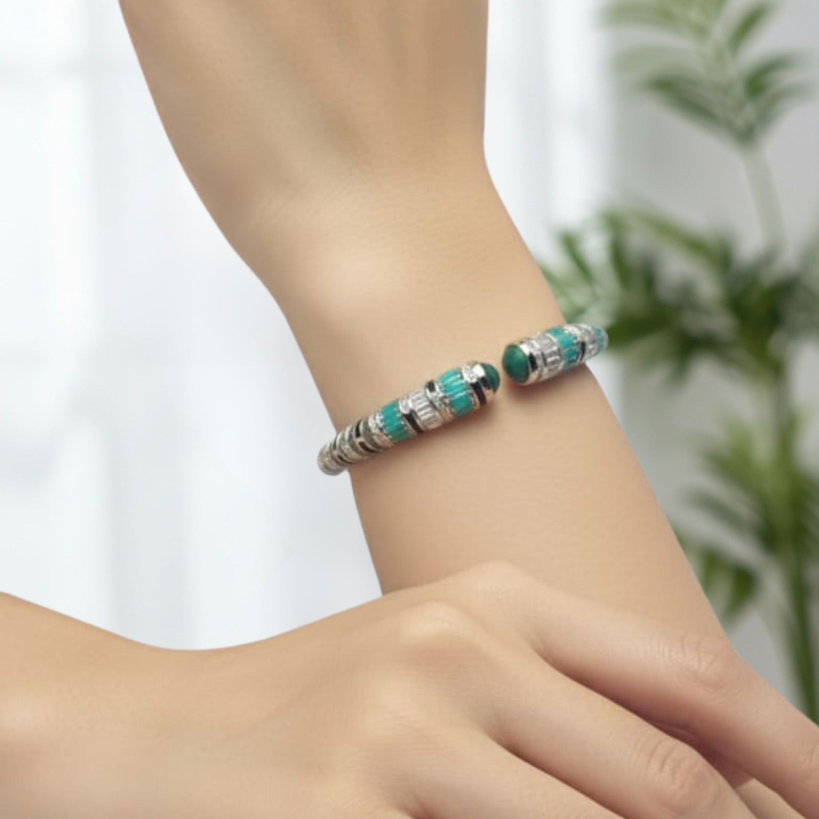 Silver Green Stone Designer Kada