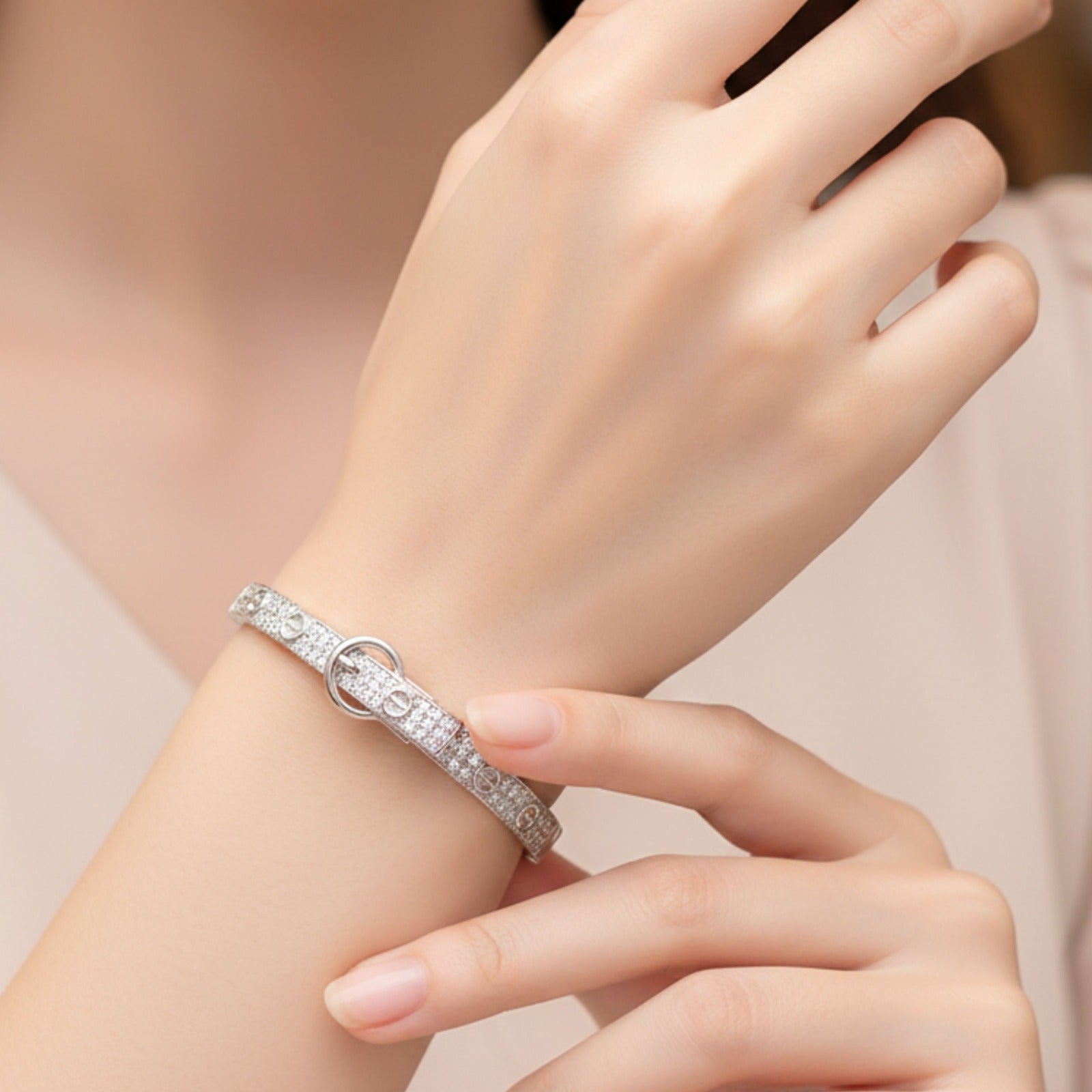 Glitter Loop Luxe Bracelet