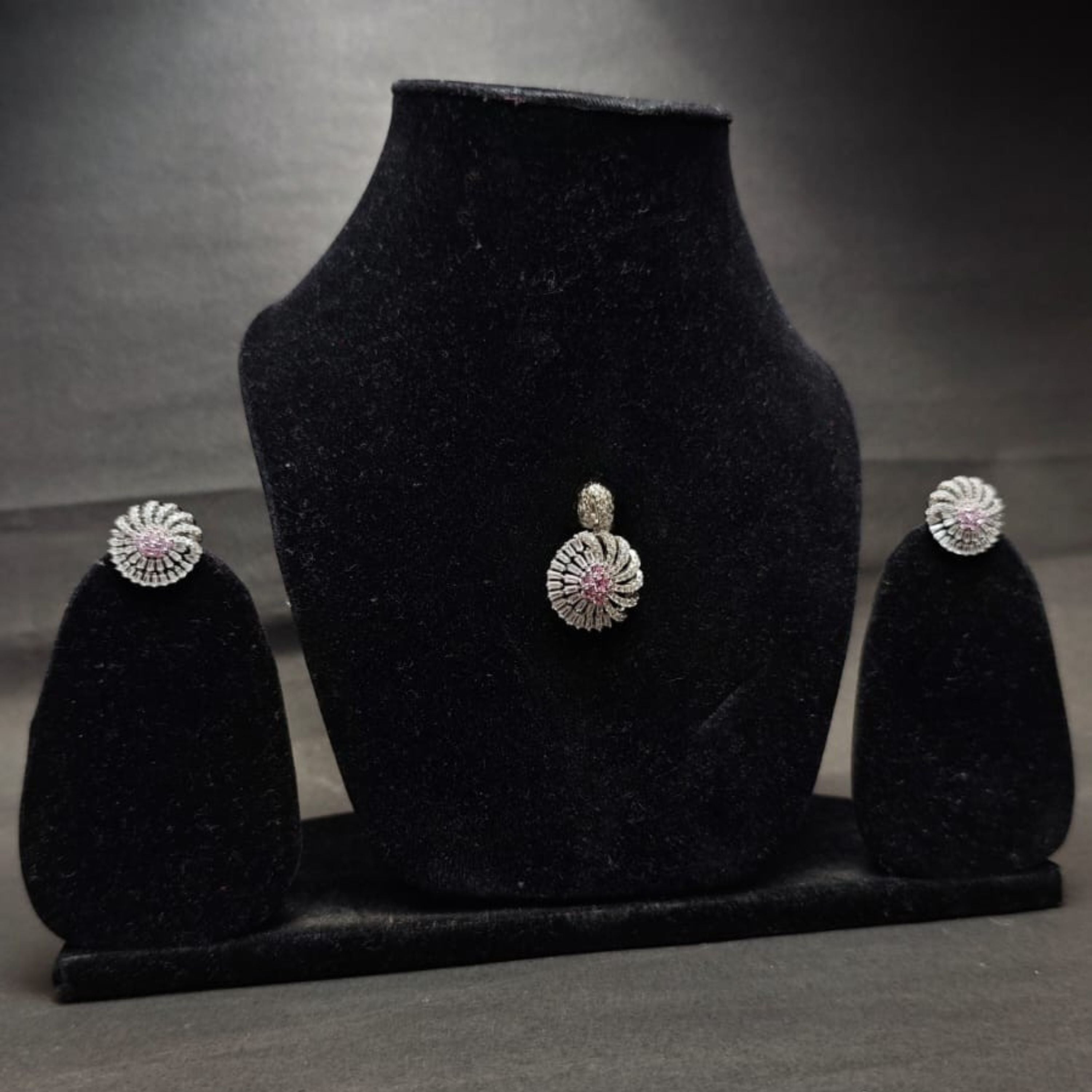 Pink Radiance Swirl Pendant Set