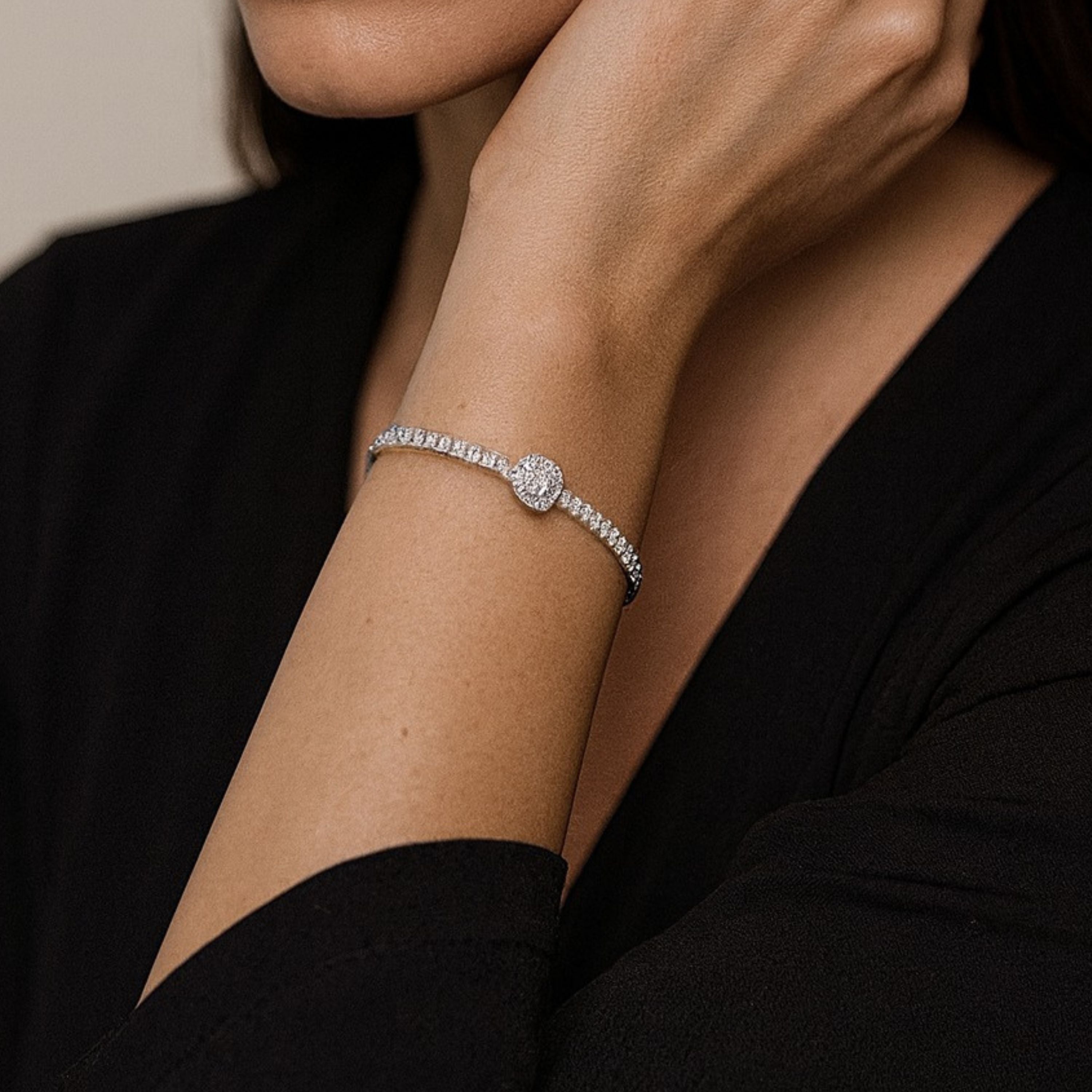 Snowstone Elegance Bracelet