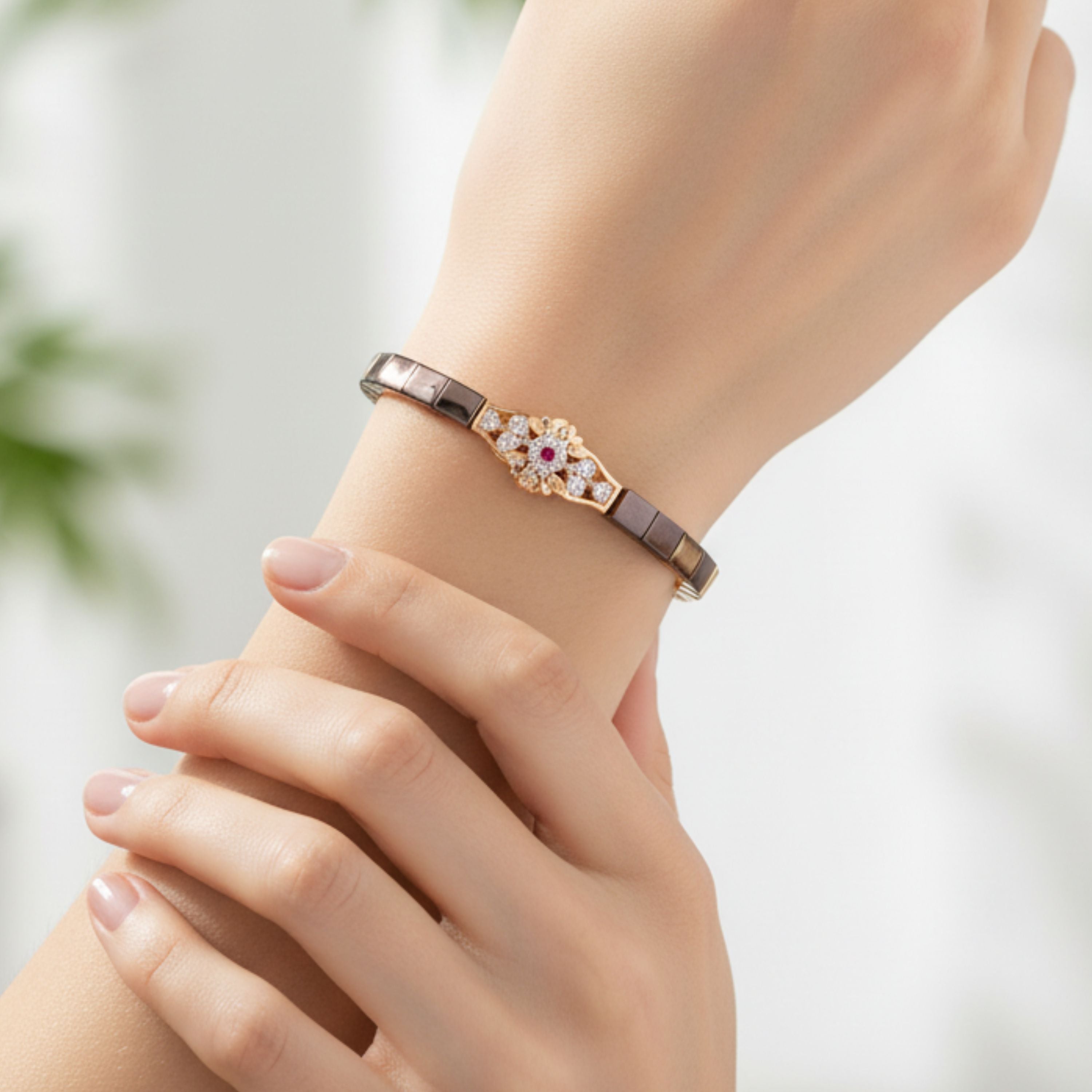 Scarlet Heart Bracelet