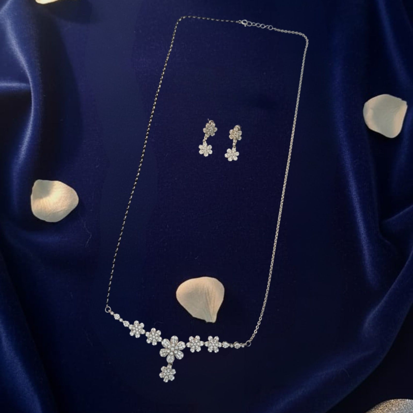 Floral Sparkle Necklace & Earring Set