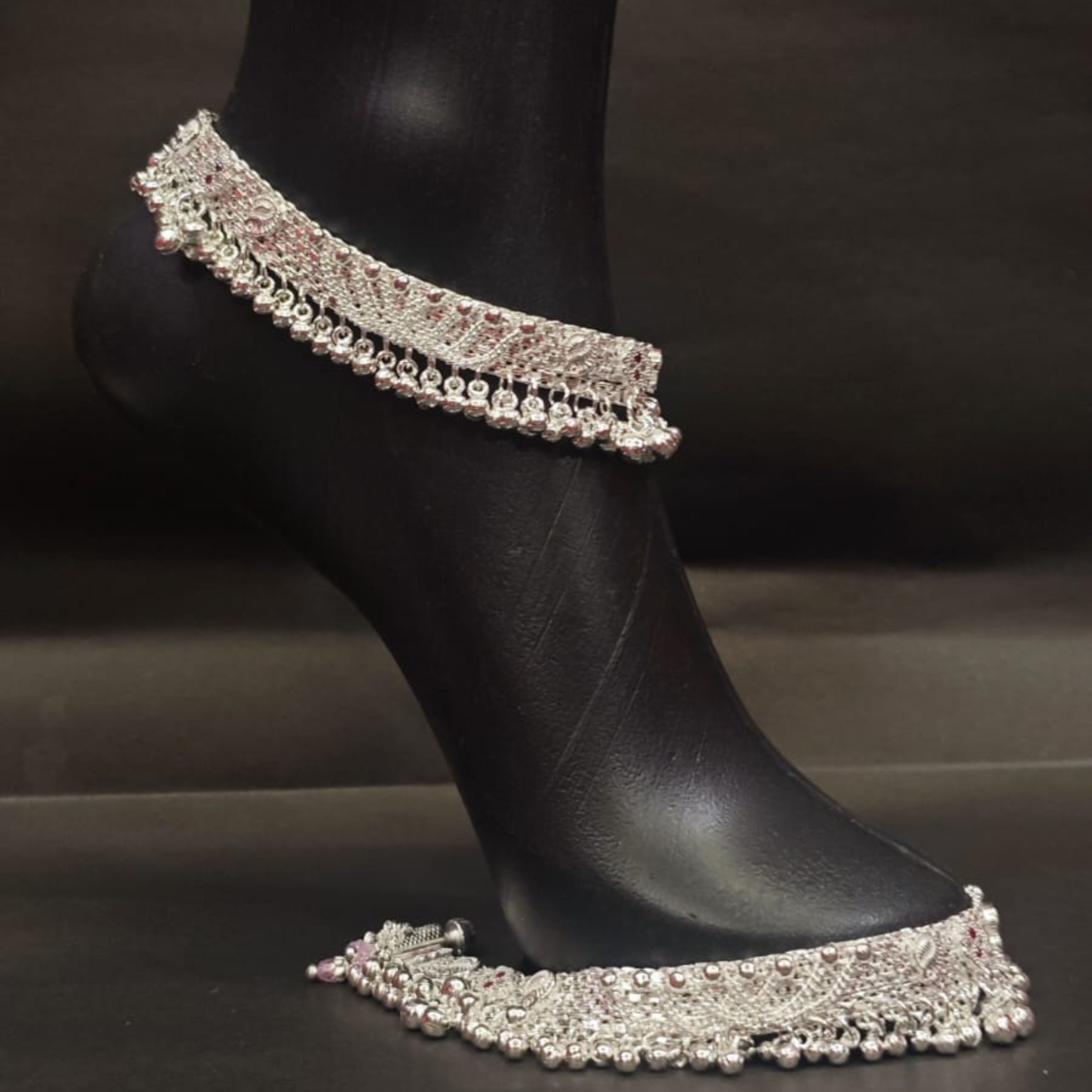 Noor Jhanvi Silver Payal