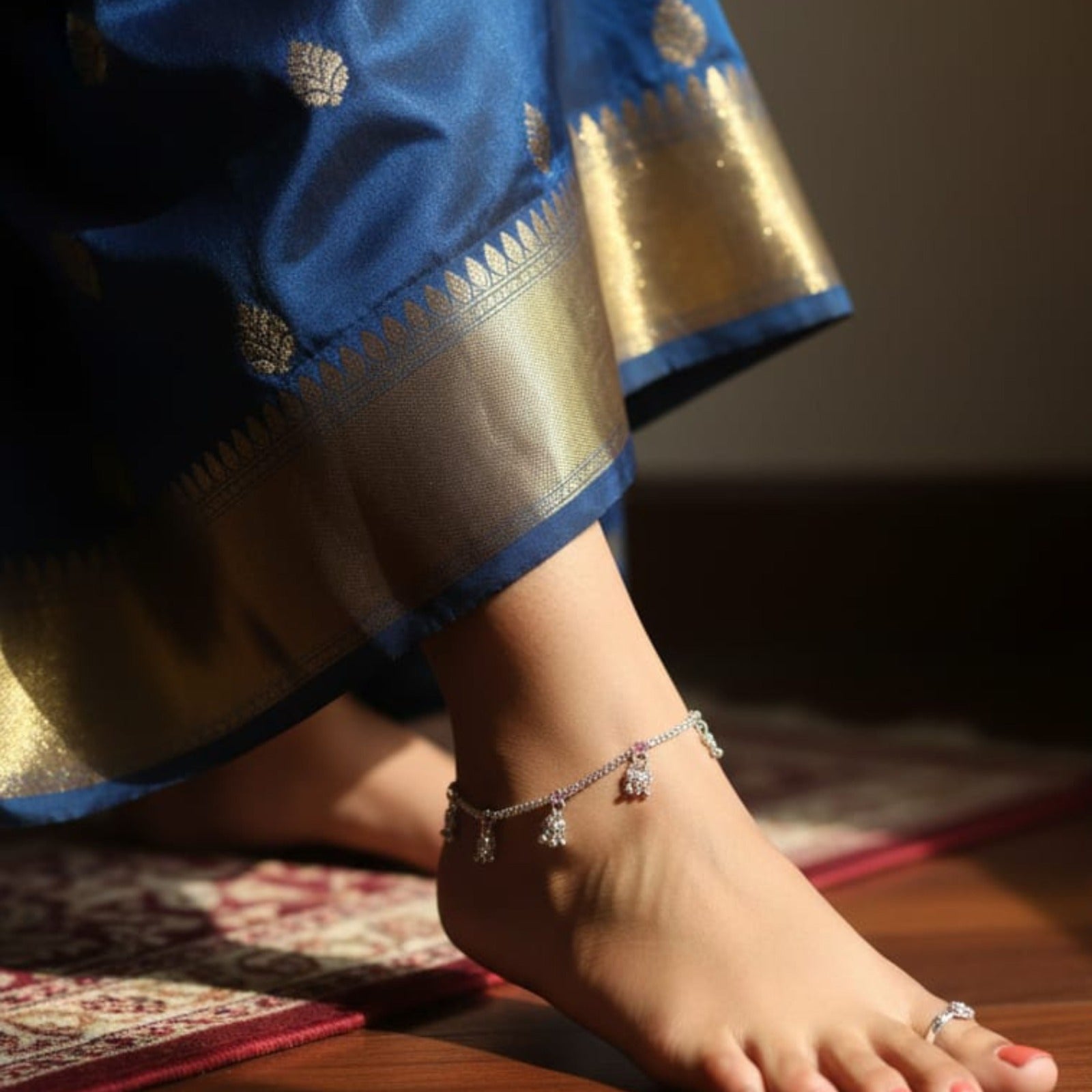 Jhumki Tassel Silver Payal