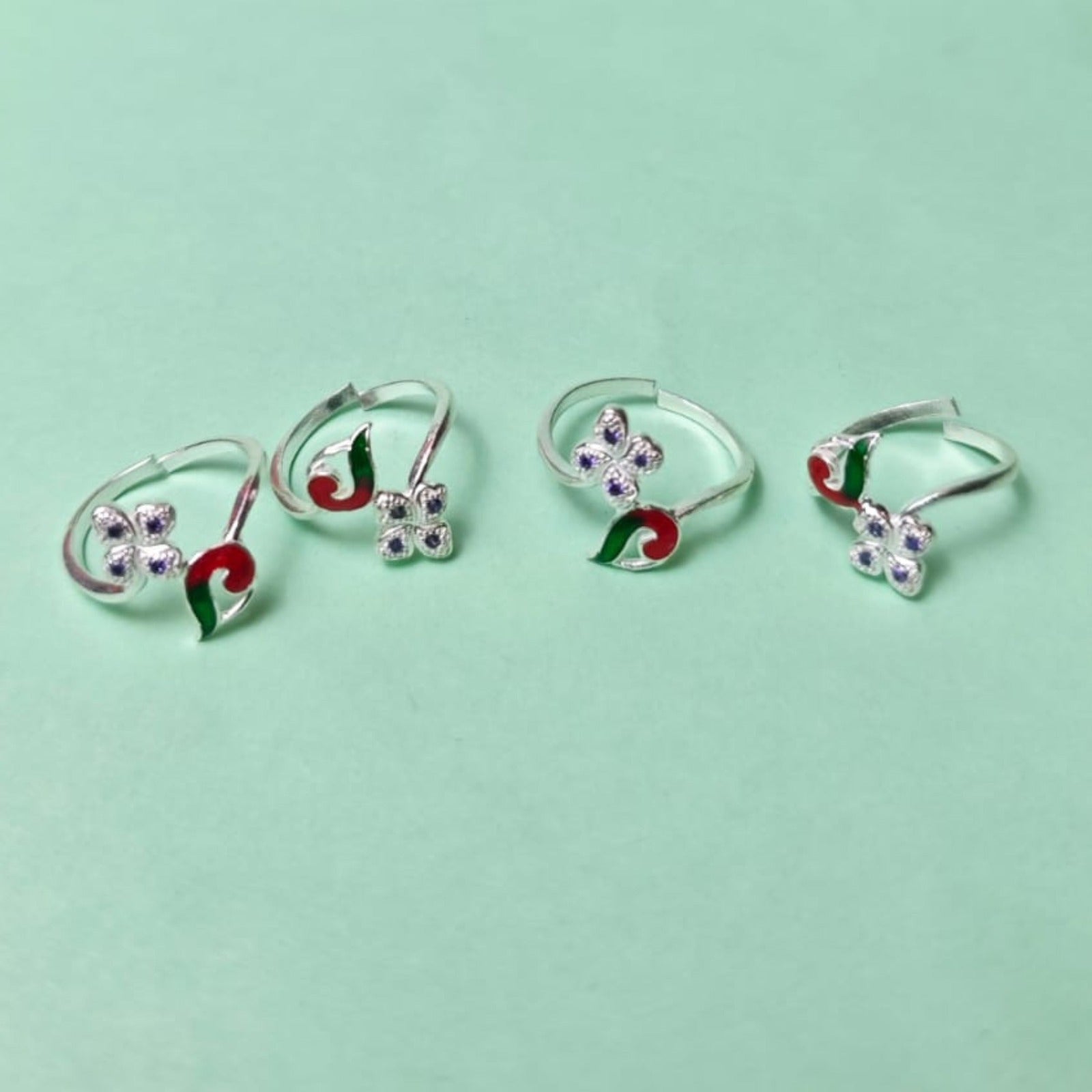 Tricolor Bloom Silver Toe Ring