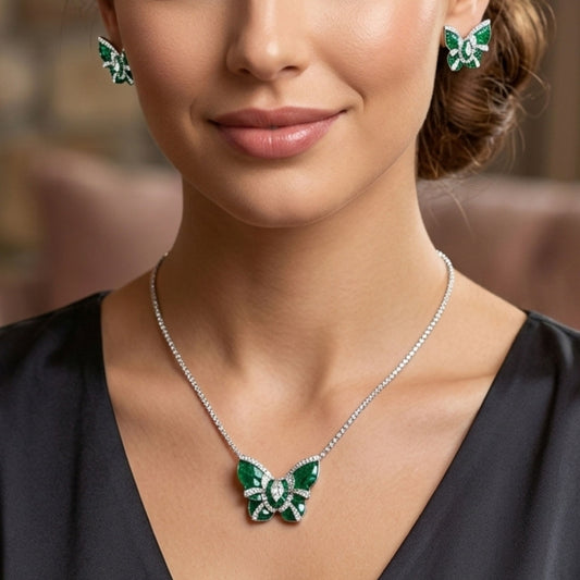 Emerald Flutter Silver Pendant Set