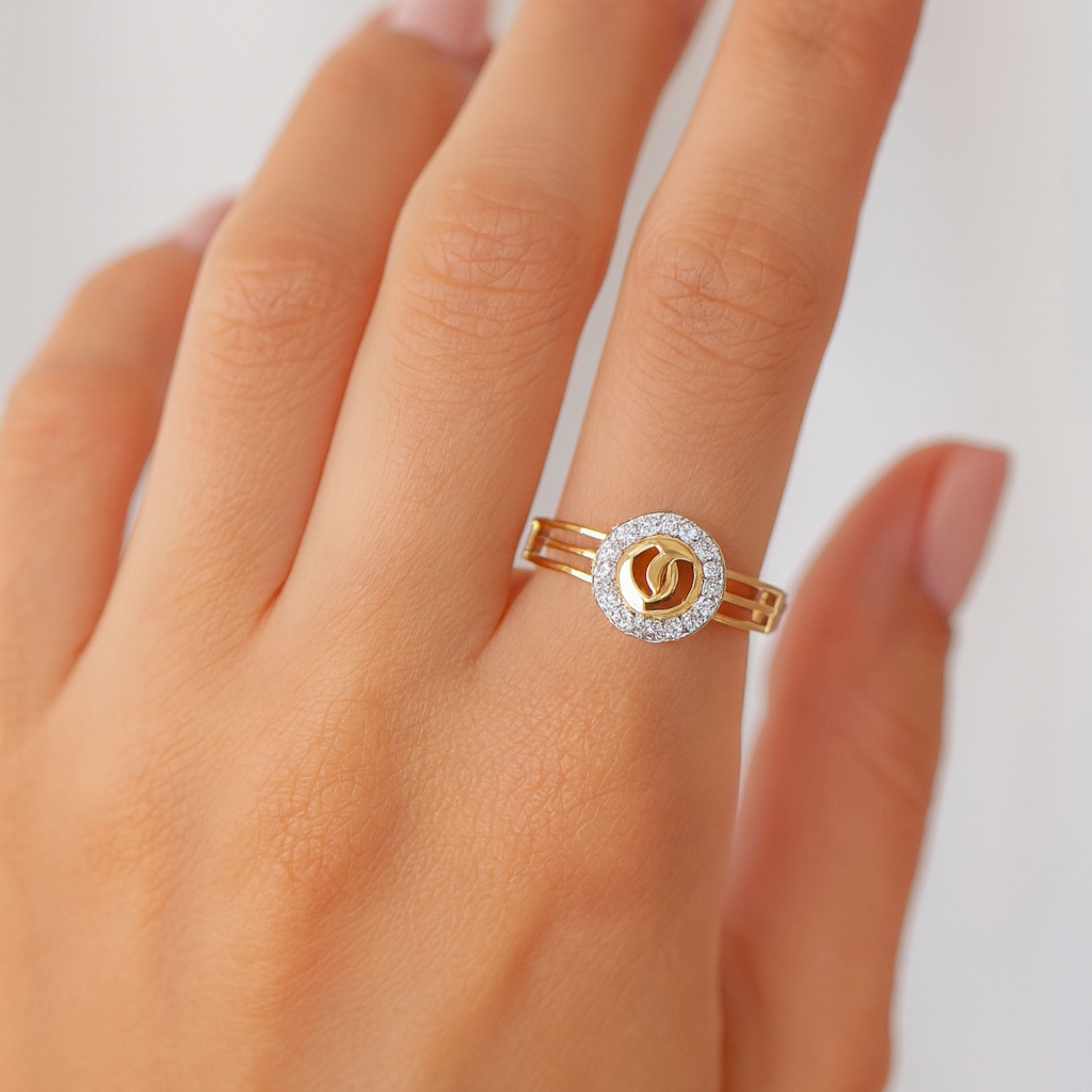 Divine Om Ring