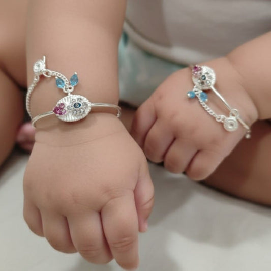 Mystic Bloom Hathphool Kada