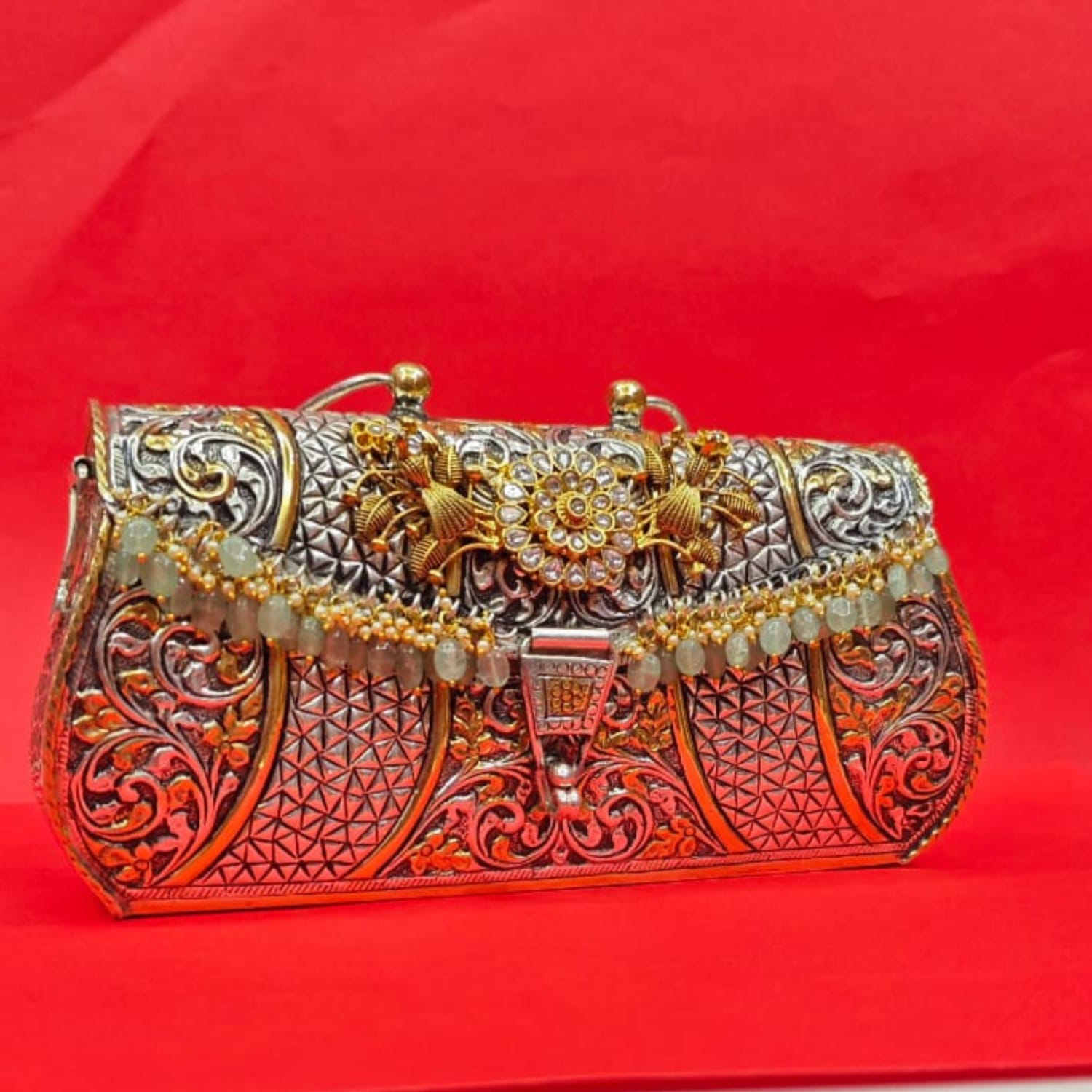 Rajwadi Heirloom Silver Clutch