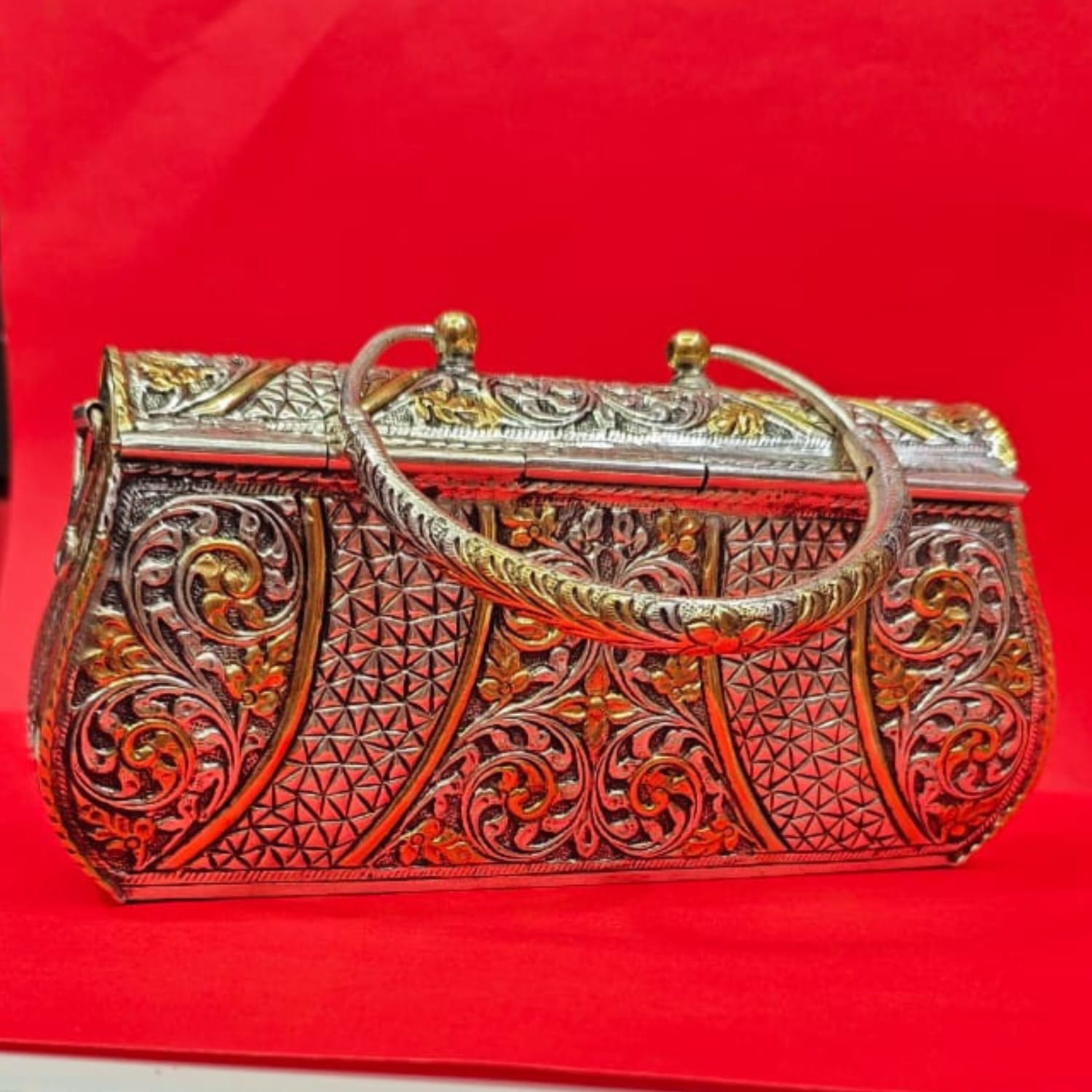 Rajwadi Heirloom Silver Clutch