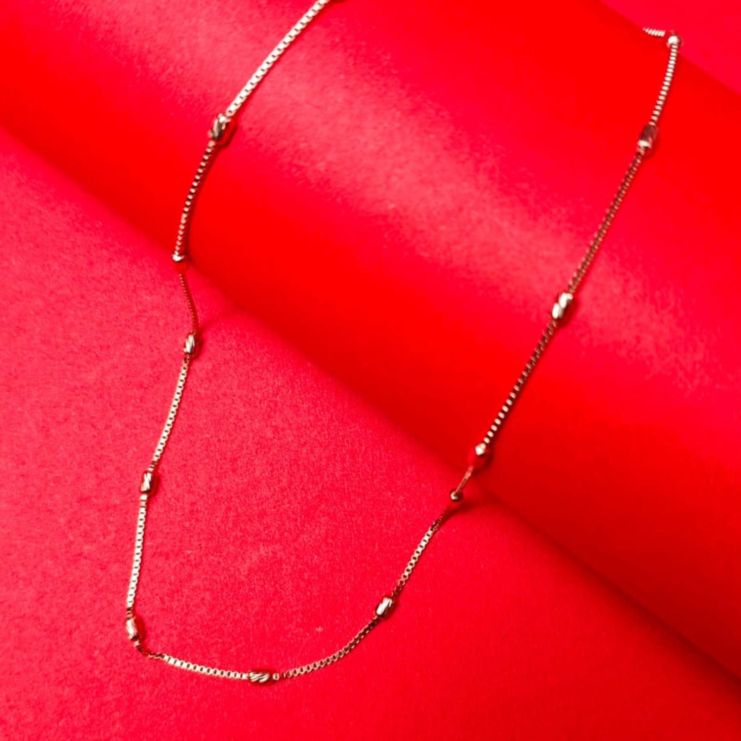 Rose Orbit Silver Chain