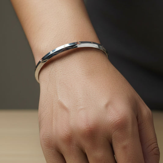 Silver Tiny Dots Kada