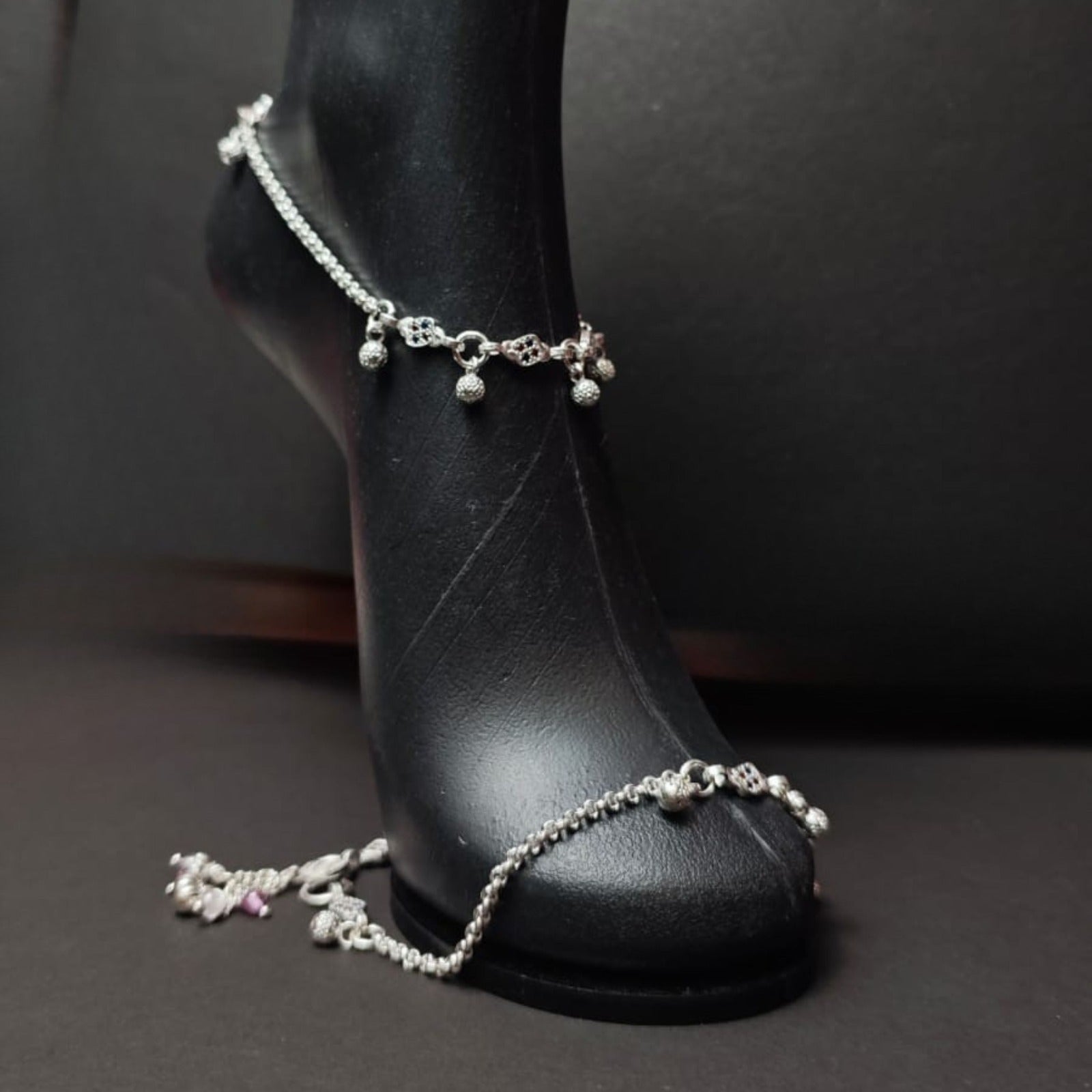 Ghungroo Grace Silver Payal