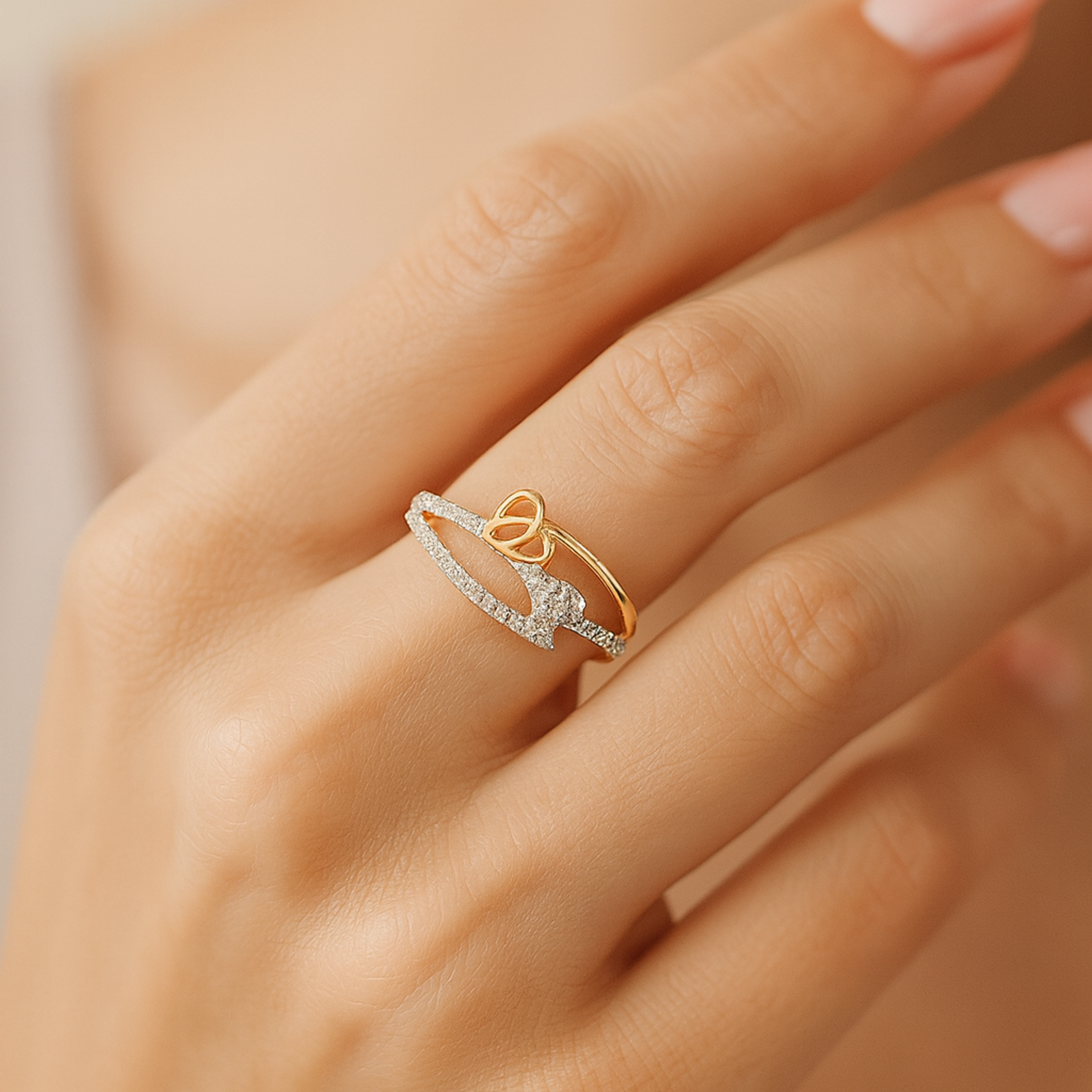 Elegant Vine Ring